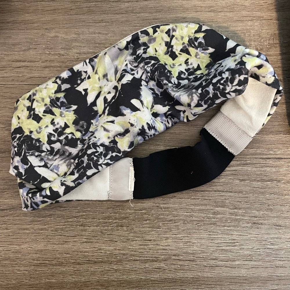 Lululemon headband- Gently used